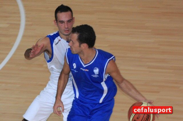 101128_sport 283y_tn.jpg